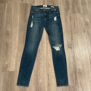 Frame Le Skinny de Jeanne distressed denim skinny jeans size 28